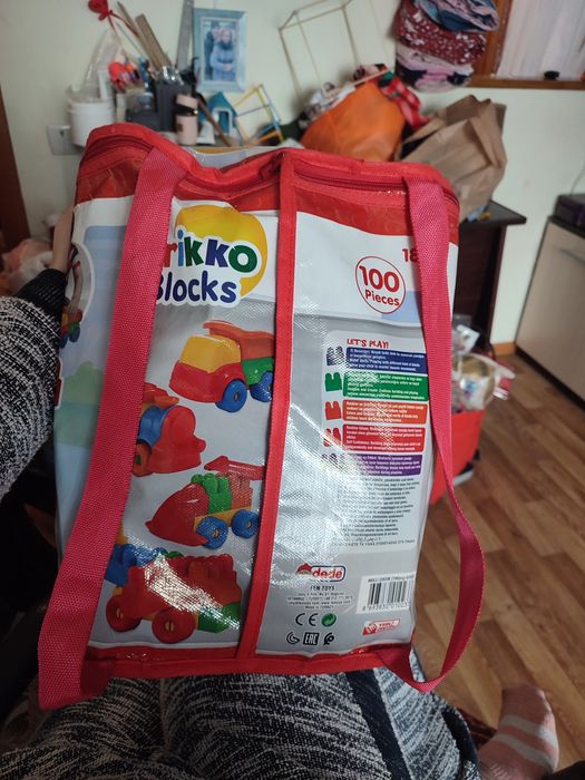 Конструктор. Пластиковий конструктор. Великий конструктор. Крупний