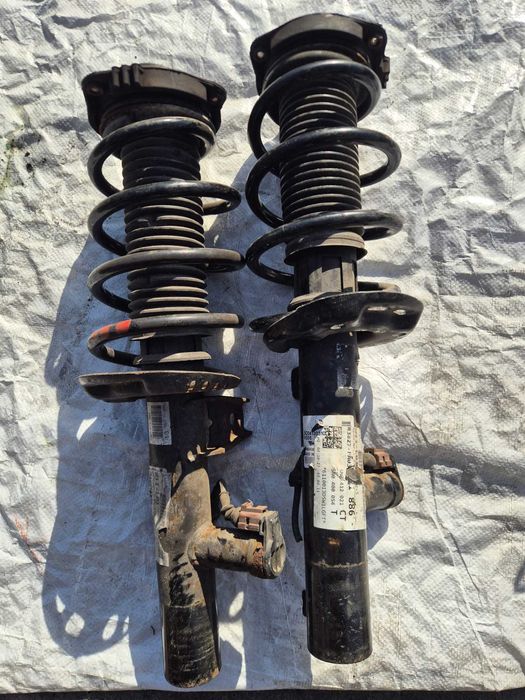 Amortyzator aktywny  Passat , Tiguan 5N0