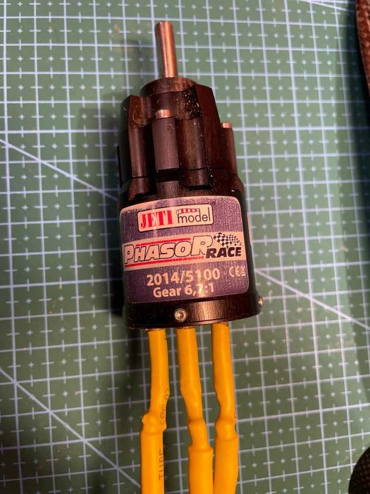 Jeti Phasor Race 2014/5100 + Master Mezon Lite 160