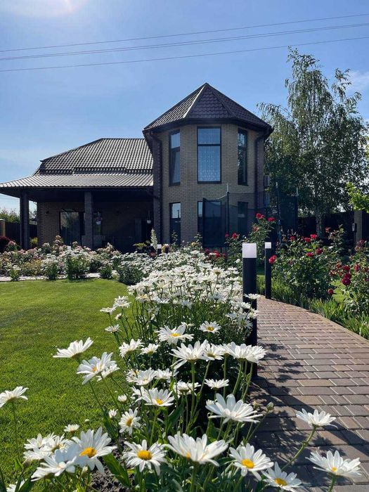 Продам дом в Обуховке, с гостевым домом/озеро/мустанг/седьмое небо