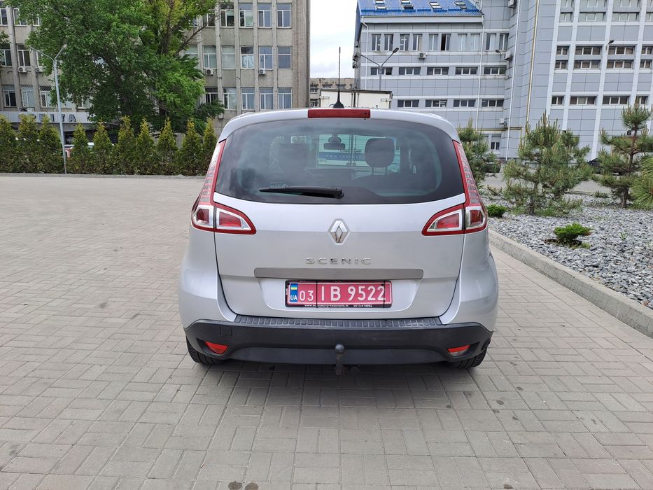 Renault Scenic 1.6 газ/бензин