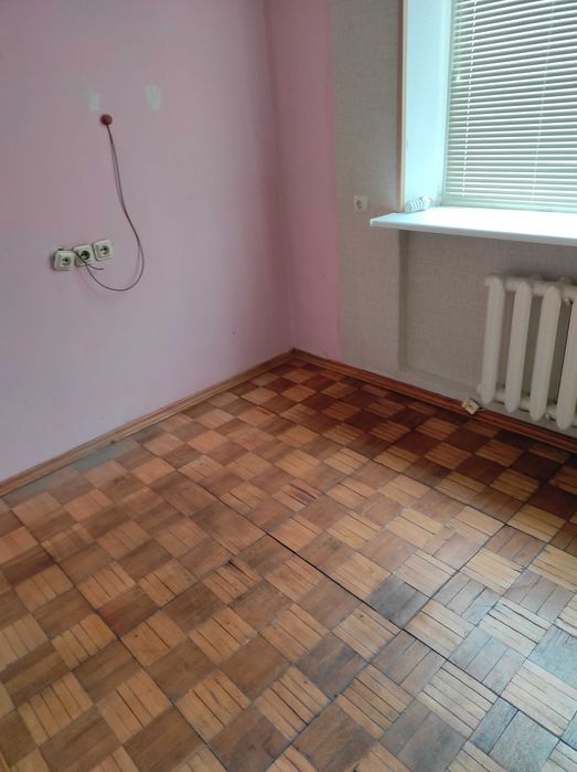 Продаж - обмін приміщення комерційного призначення в центрі м.Миргород