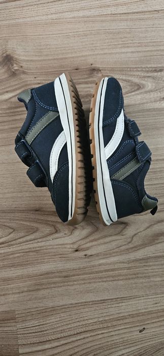 3 pary bucikow,  r. 26