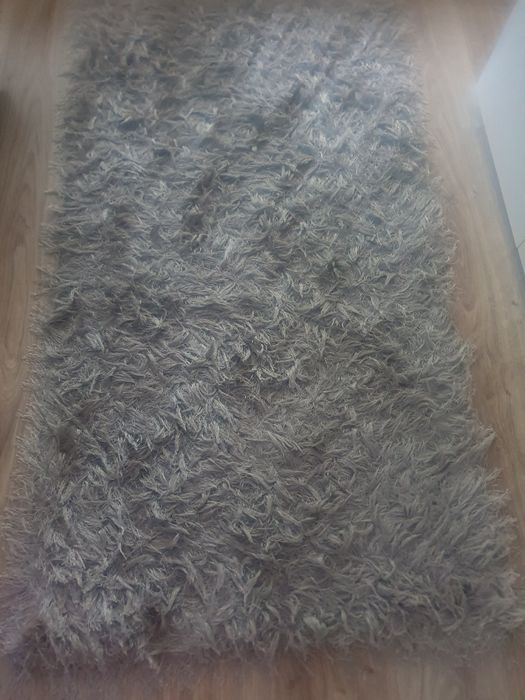 Dywan Shaggy  szaro-srebrny.