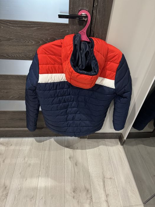 Продам курточку jack&jones