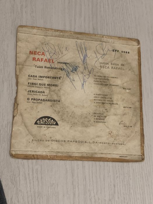 Vinil autografado pelo Neca Rafael