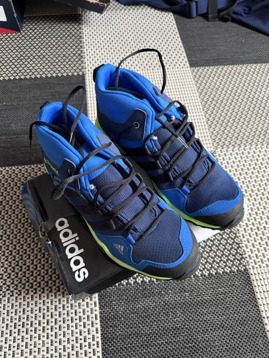 Черевики adidas