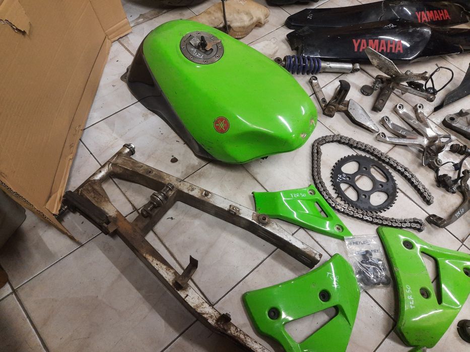 Yamaha TZR 50 4ba części 90-99 r siedzenie bak wahacz hamulec