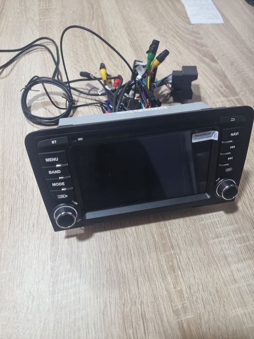 Auto rádio novo.