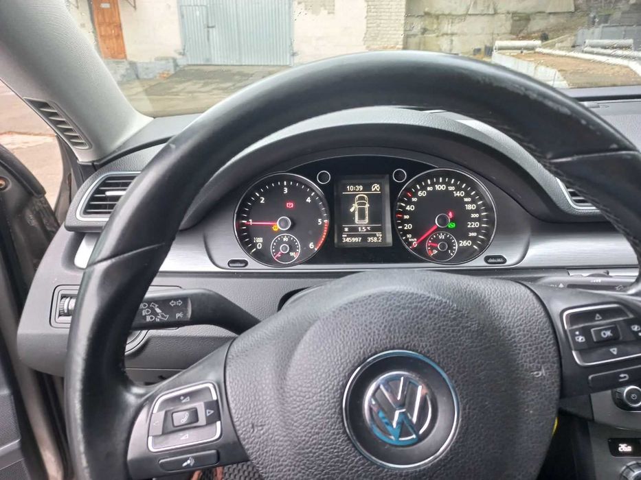 Автомобіль Passt B7 2011