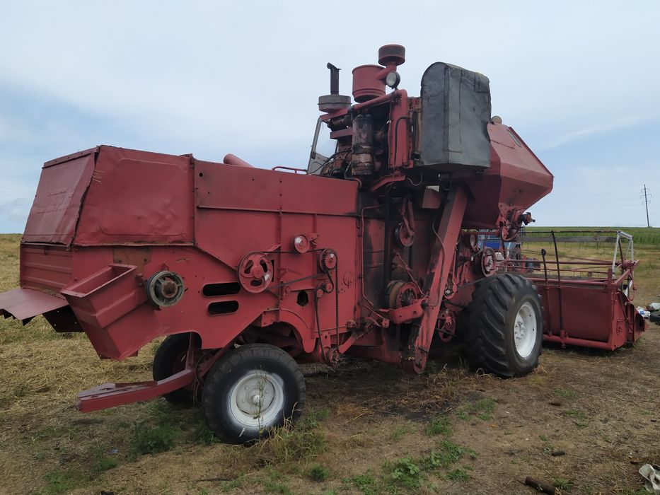 Комбайн НИВА СК-5