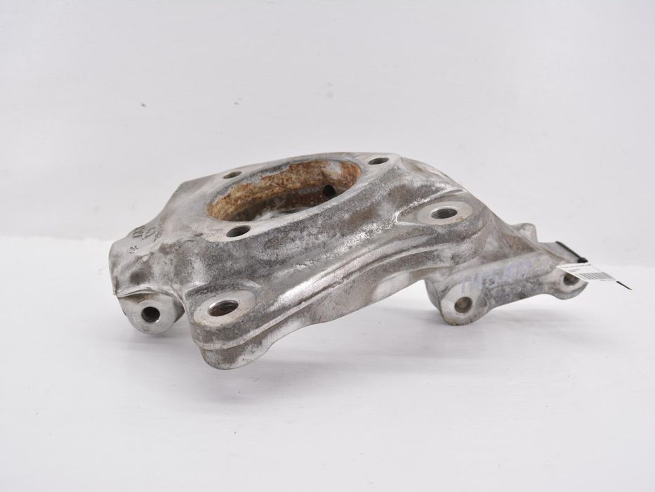 Кулак поворотний передній правий OPEL INSIGNIA 2013-2017 13243520