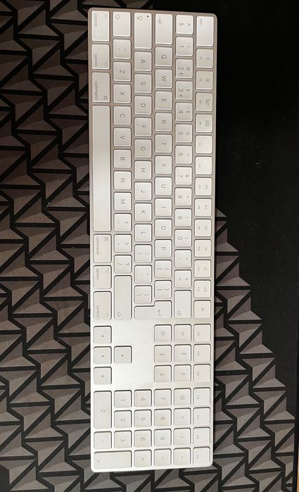 Apple Magic Keyboard 2 UK Numeric64586267604867123