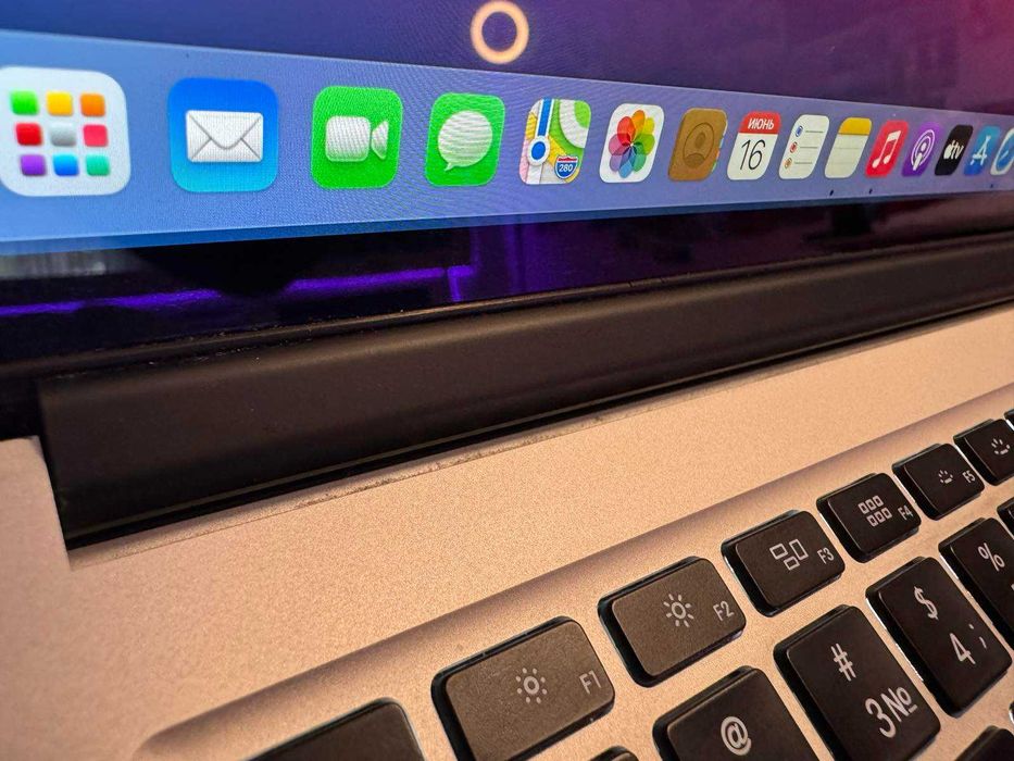 MacBook Pro 15" Retina (Mid 2014) — в идеальном состоянии, 16GB RAM