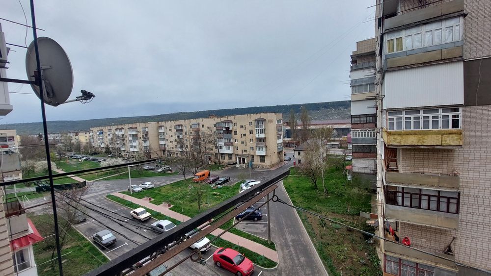 Продам 3-кімнатну квартиру. Пр-т Незалежності,283.