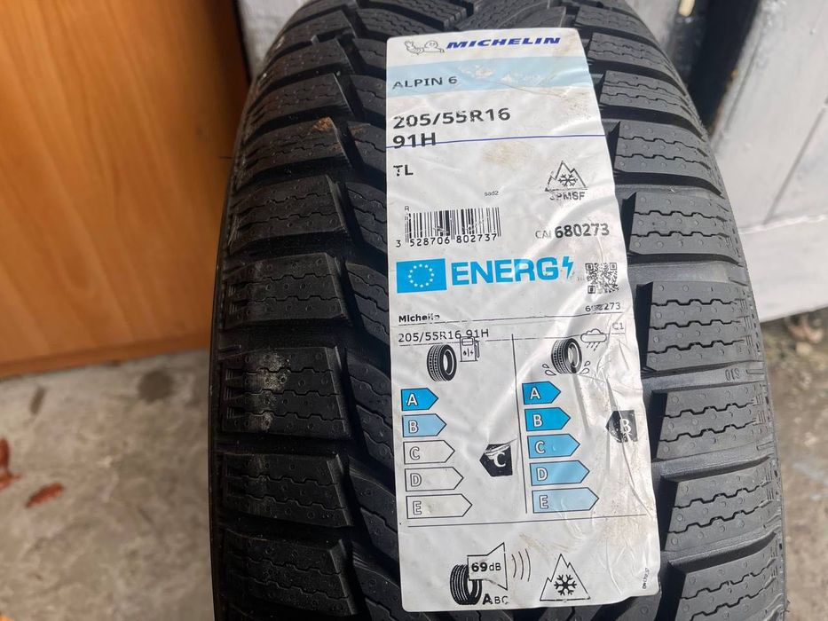 Michelin alpin 6 205 55 16 шини нові!!!