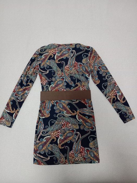 Платье под пояс.