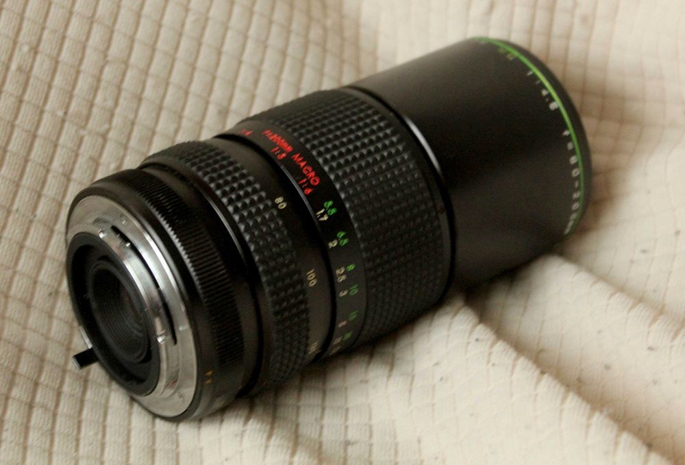 Hanimex automatic zoom mc 80-200mm f4.5. Pentax.