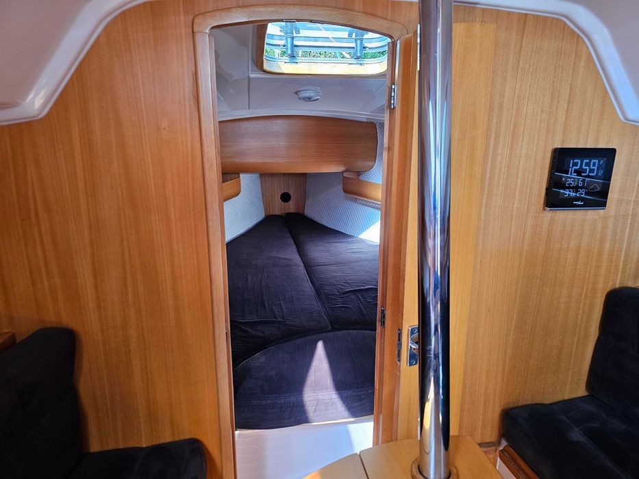 Jacht żaglowy Maxus 28  2014r