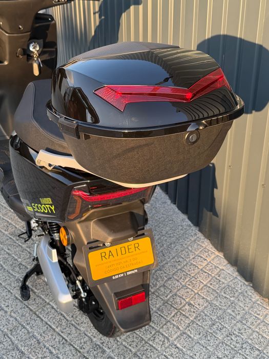 Scooter Elétrica Demop Raider Scooty 72V20Ah - NOVA