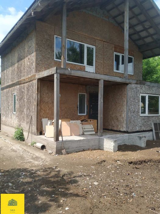 Продається недобудований будинок