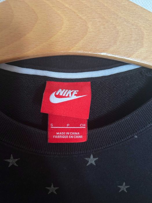 NIKE _ Czarna bluza wkładana przez głowę S