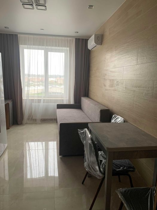 Продам гостинку  Воробьевы горы лучший дом в этом ЖК