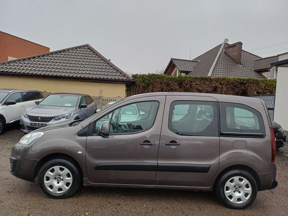 Peugeot Partner 1 wł* Serwis *Bezwypadkowy *Klima *PDC *Gwarancja