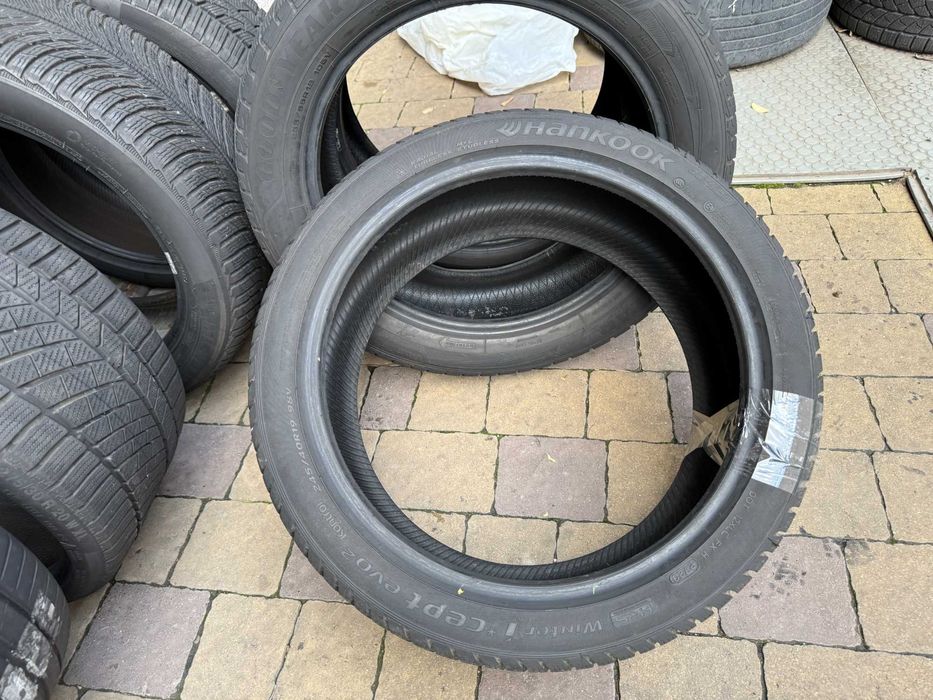 245-40 R19 98V Hankook Winter Icept Evo2 HRS 2023 розпаровка 1шт