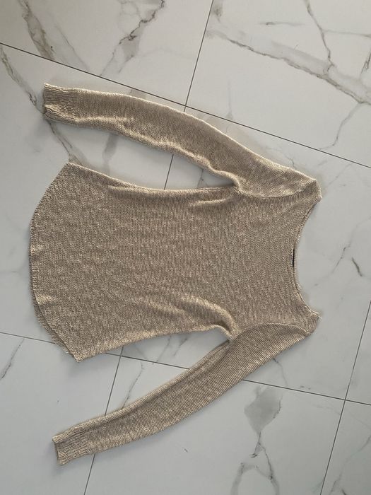Damski sweter ze złotą nitką Mohito S