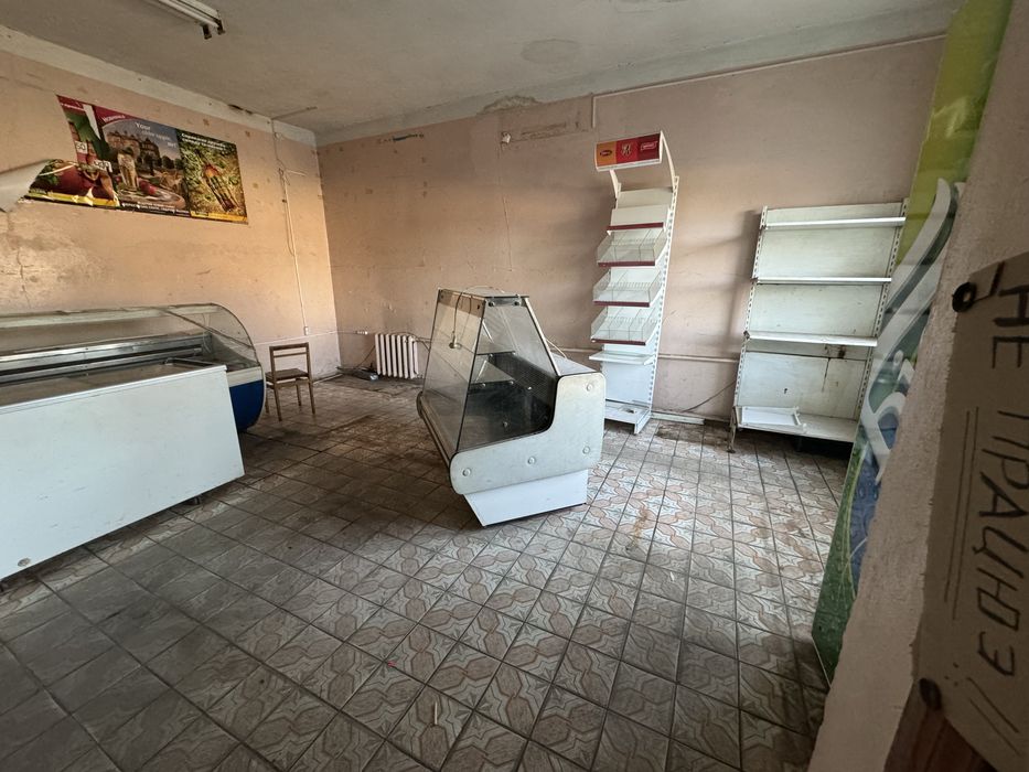 Продам  здам в аренду магазин загальна площа 135 м2