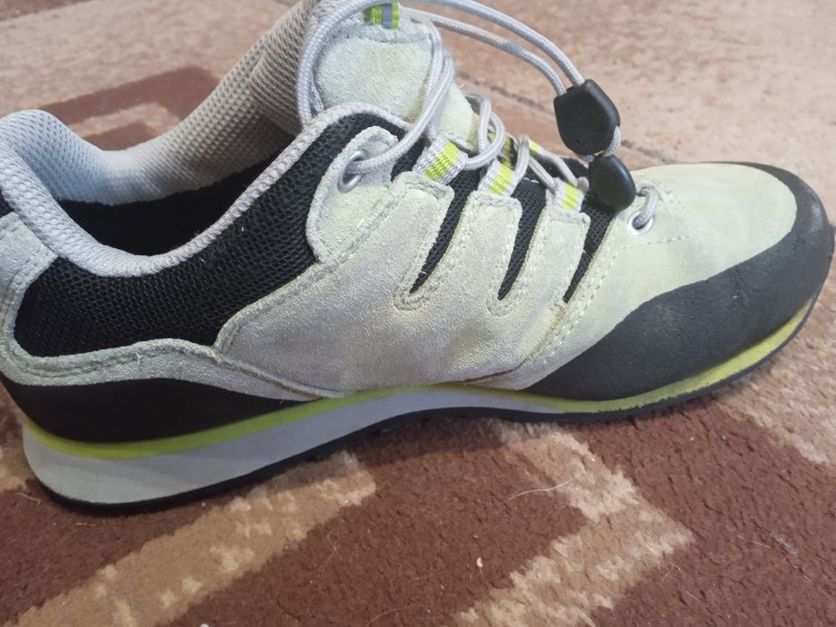 Продам кросівки 34 розмір