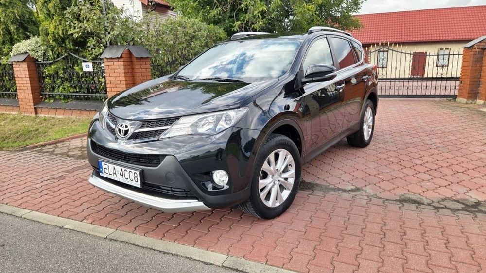 Toyota RAV4 Nawiagacja. kamera cofania. elektryczna klapa