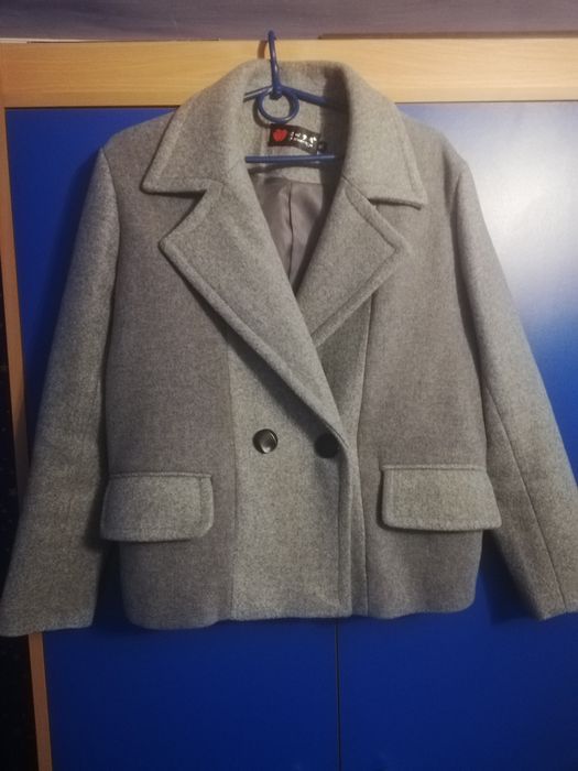 Вкорочене пальто куртка