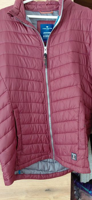 Sprzedam   dwie kurtki męskie xl używane Wistula,   TomaTajlora  .