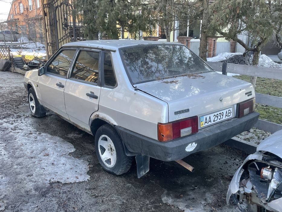 Продам ваз 21099