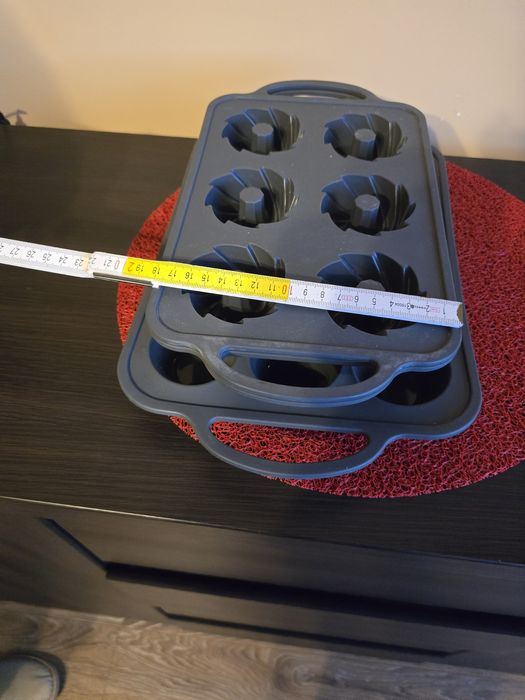 Pojemniki silikonowe do pieczenia