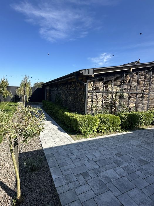 Продам сучасний будинок