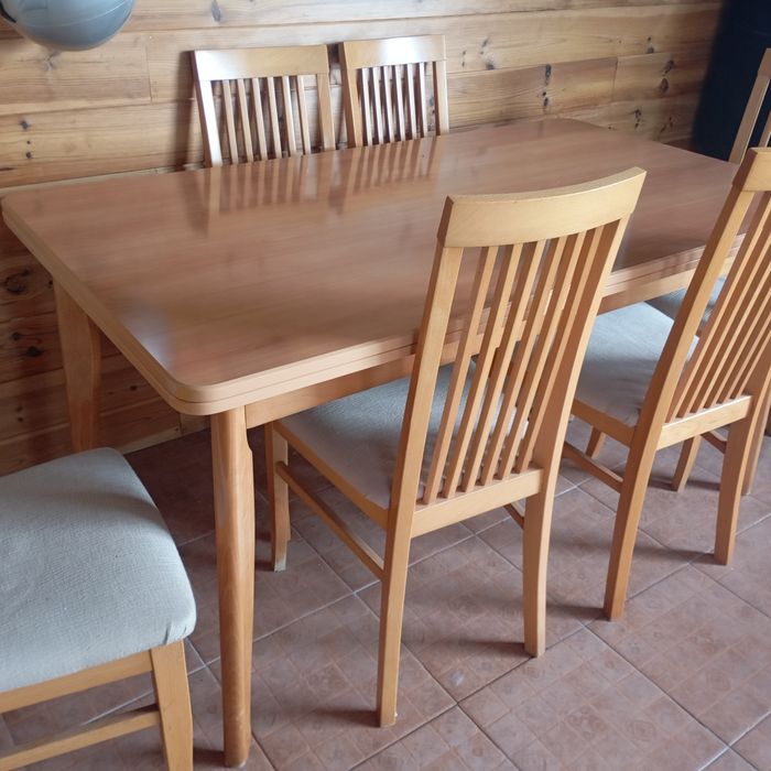 Mesa de Jantar ..