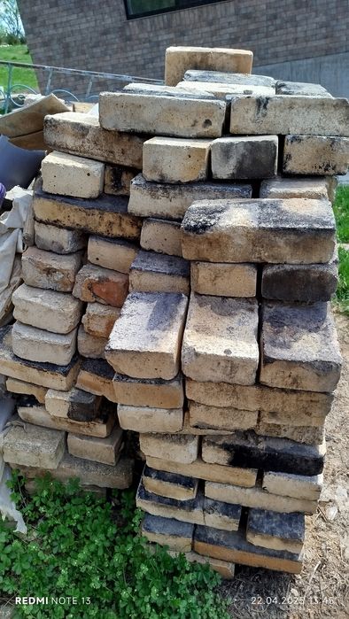 Продам бетонні стовпчики.