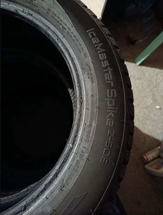 Продам резину шипованую 205 55 16