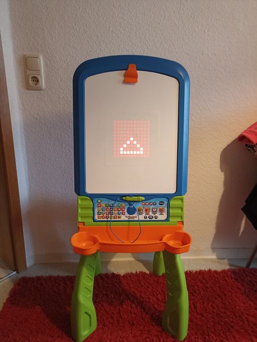 Продам мольберт Vtech