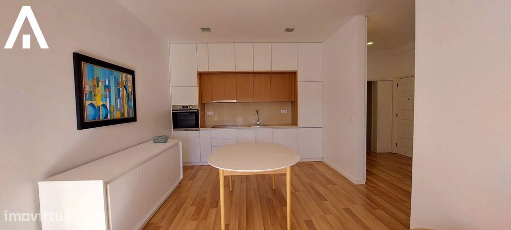 Apartamento T1 renovado e mobilado- Centro Barcelos