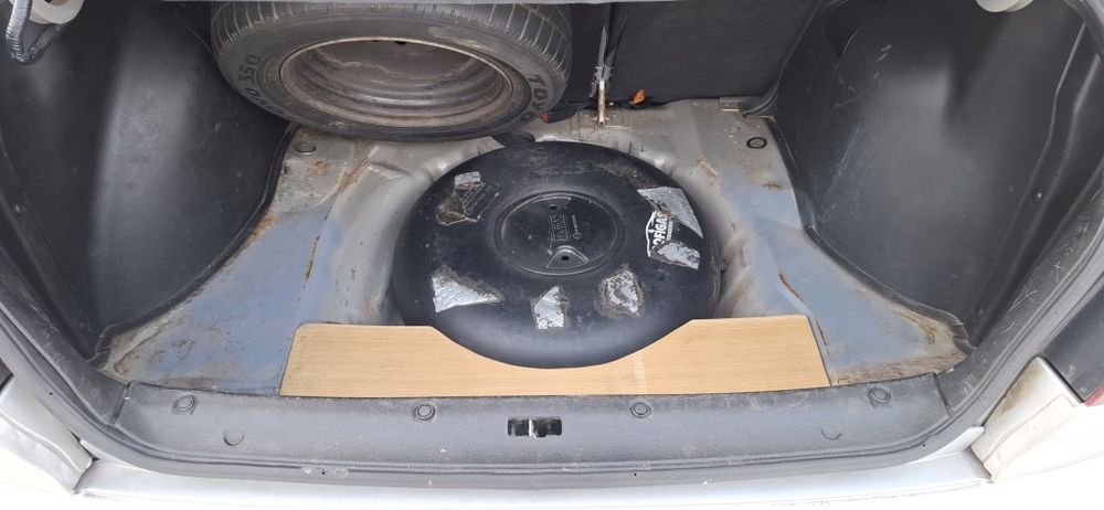 Продам авто , другій власник ! Нове газове обладнання , пробіг 268 .