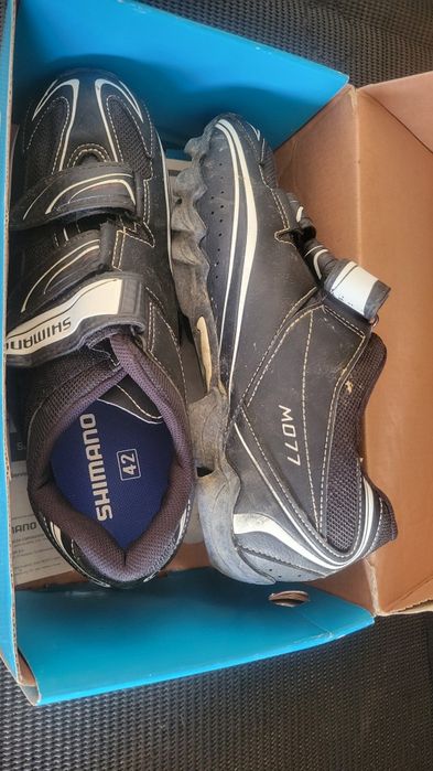 Vendo sapatos de ciclismo Shimano n 42  + pedais de encaixe