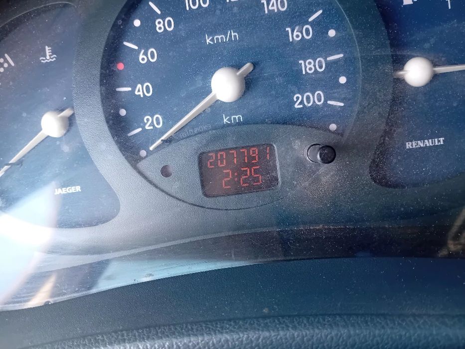 RENAULT KANGO Ano 99 ..207.791 kms