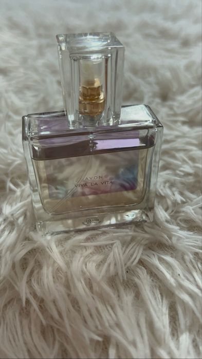 Używany perfum Avon Viva la Vita