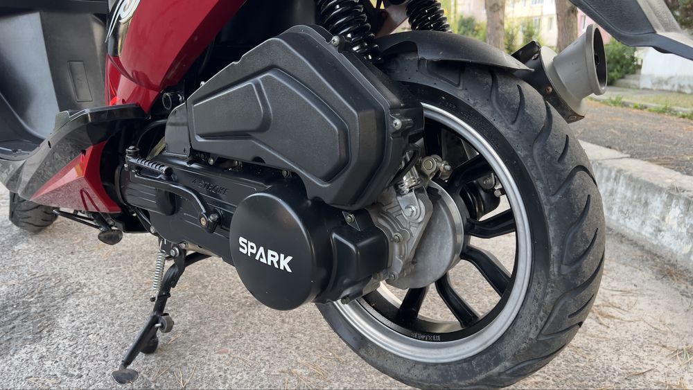 Продам скутер Spark Sp150s-17B 150 кубів
