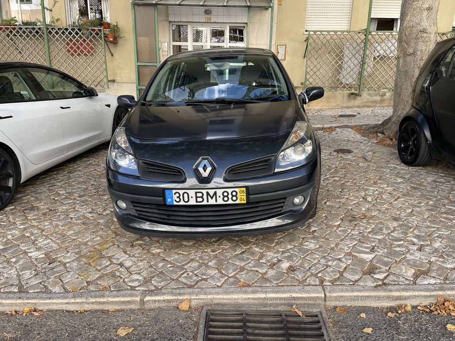 Renault clio 2006, gasooina , 80 mil kms . — photo 2