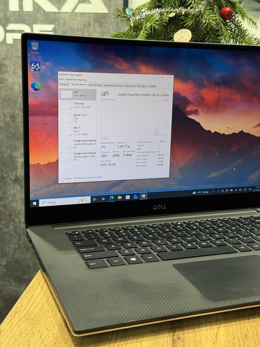 Dell Precision 5540  4K• IntelCore i5 • Nvidia Quadro T1000